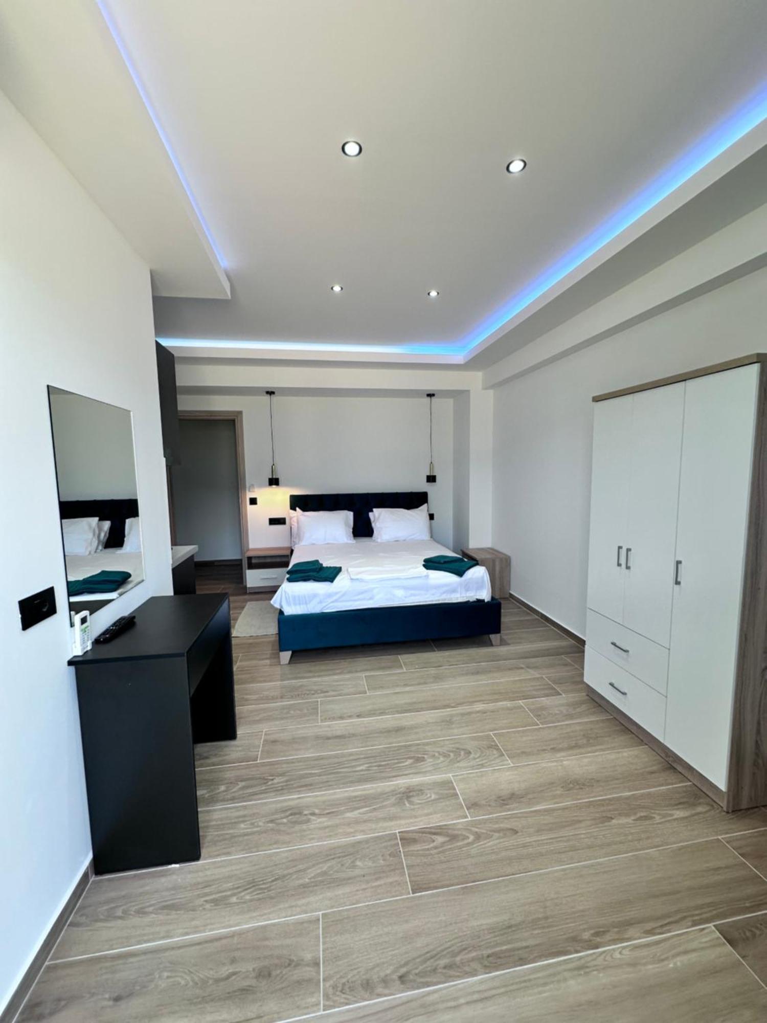 Central Studios Apartments アリカナス エクステリア 写真
